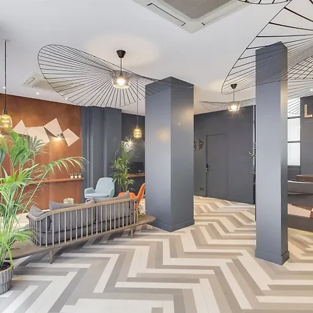 Wit מלון פריז